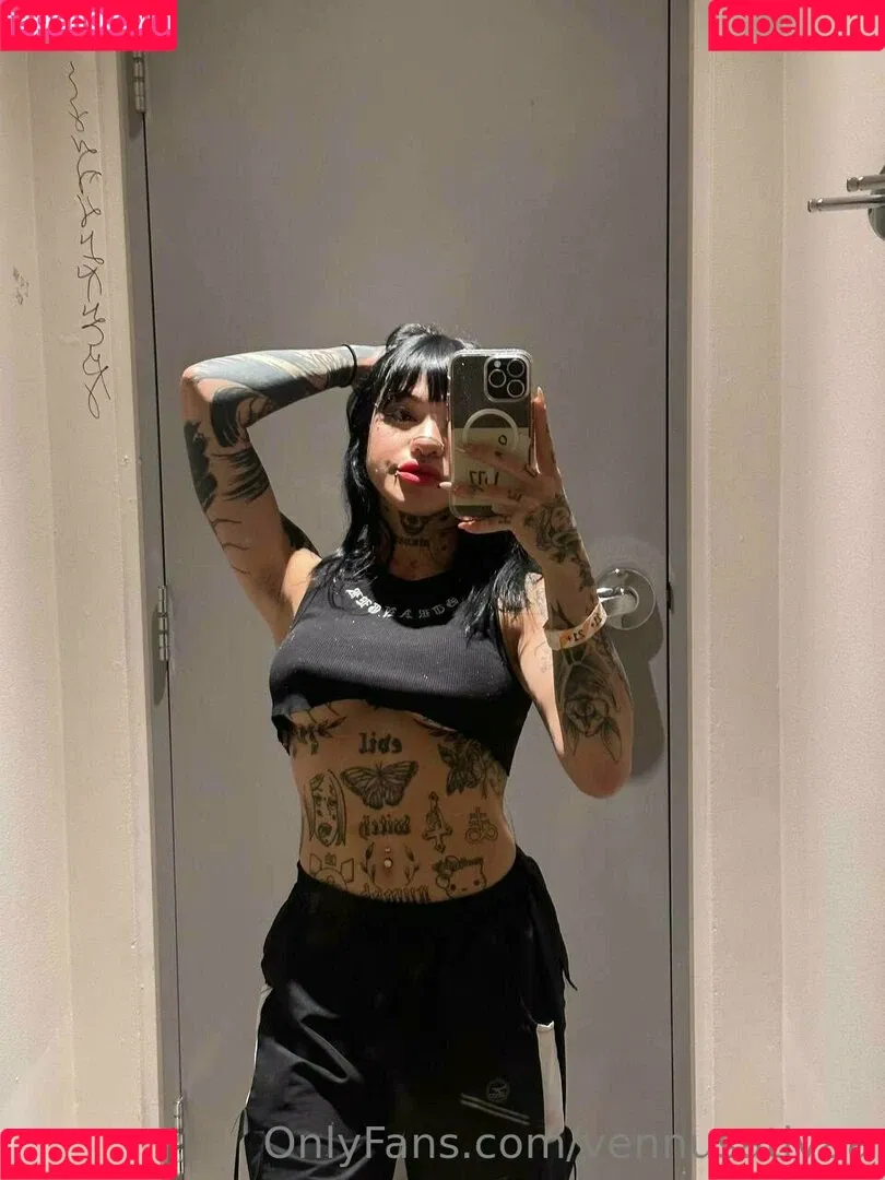 vennusativaa Onlyfans Photo Gallery 
