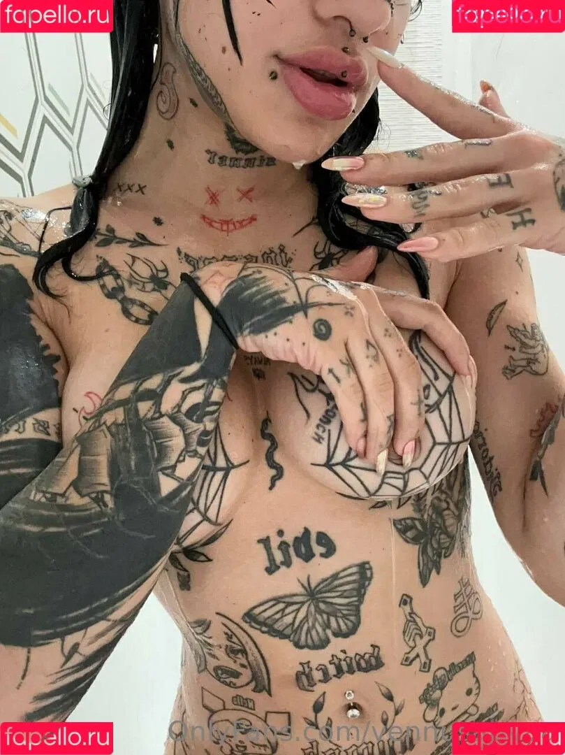 vennusativaa Onlyfans Photo Gallery 