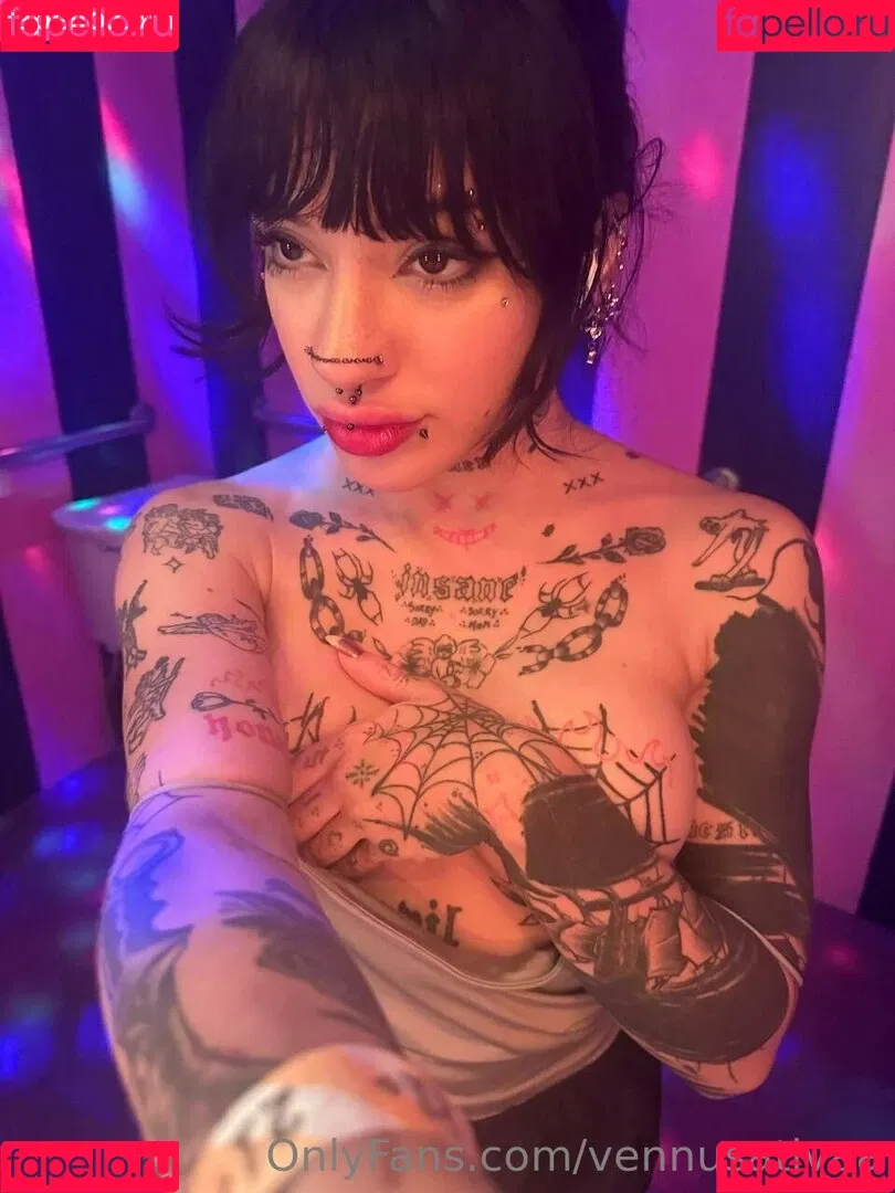 vennusativaa Onlyfans Photo Gallery 