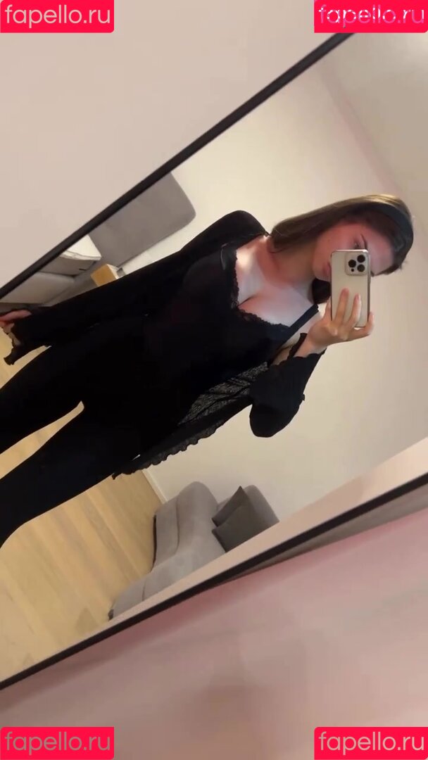 Louise.wmn Onlyfans Photo Gallery 