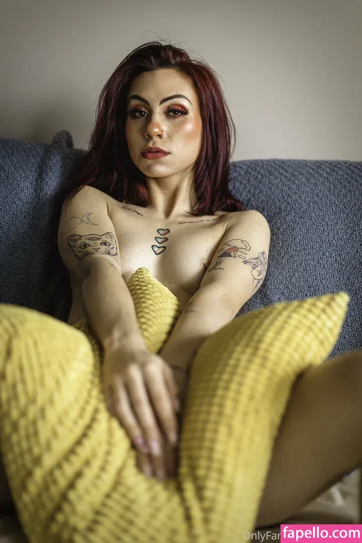 osakakaj Onlyfans Photo Gallery 