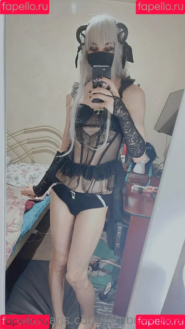 femboy_alma Onlyfans Photo Gallery 