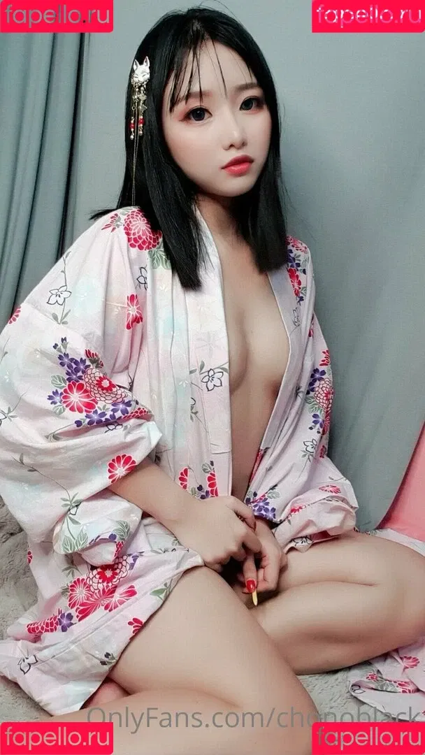 Chono Black Onlyfans Photo Gallery 