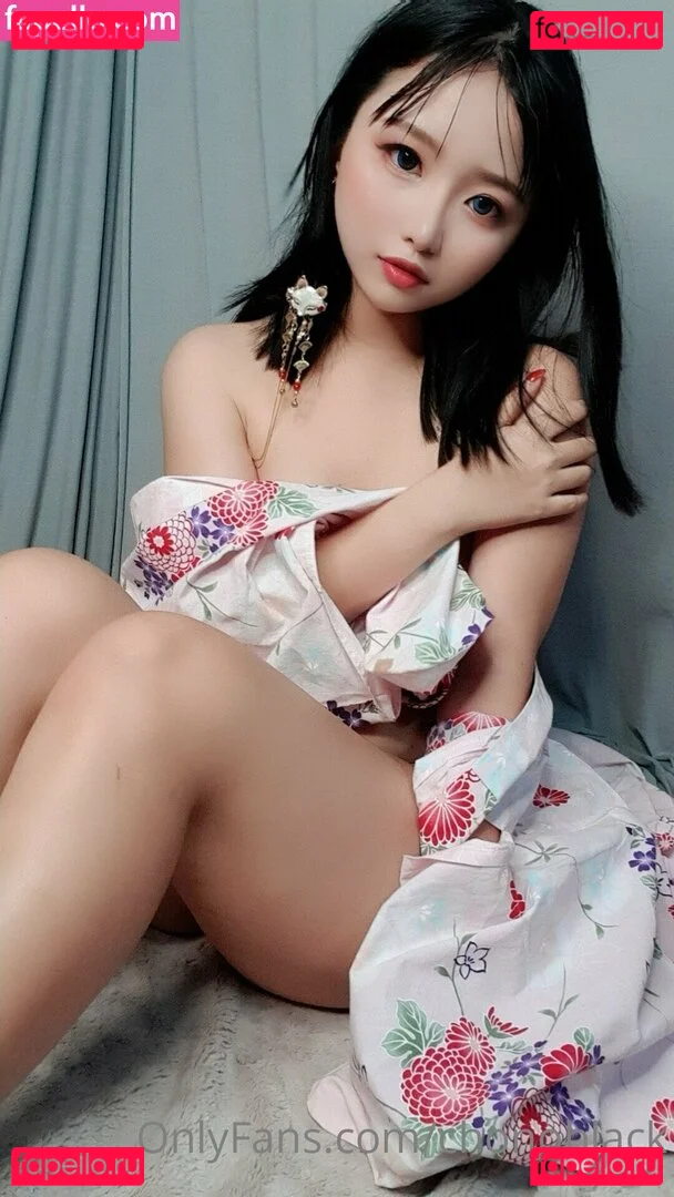 Chono Black Onlyfans Photo Gallery 