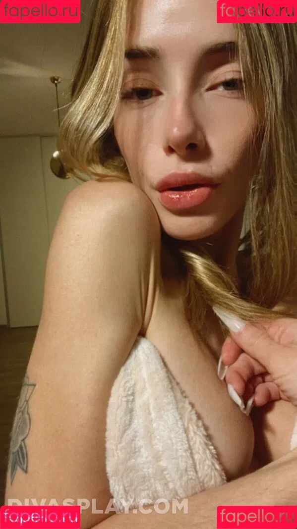 Melu Yoverno Onlyfans Photo Gallery 