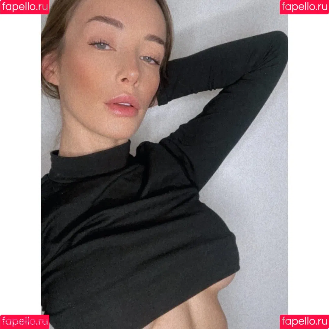 Melu Yoverno Onlyfans Photo Gallery 