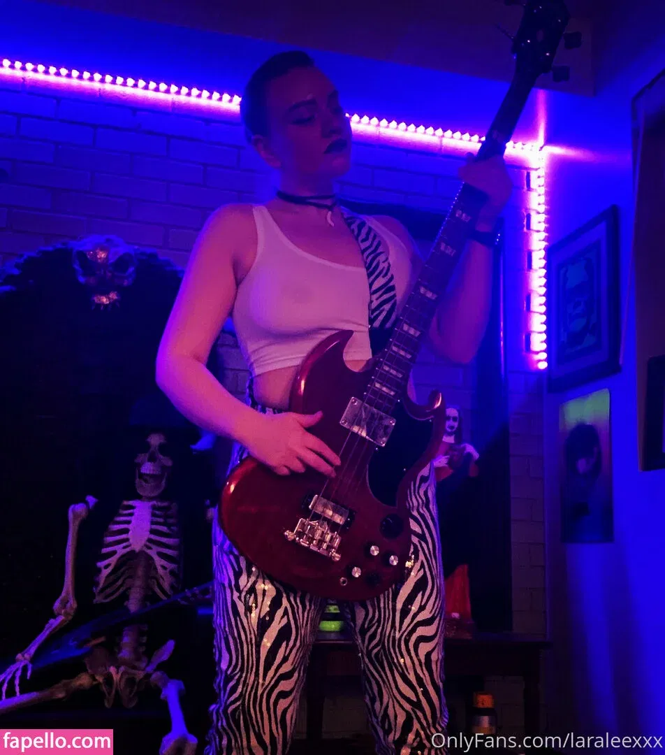 laraleexxx Onlyfans Photo Gallery 