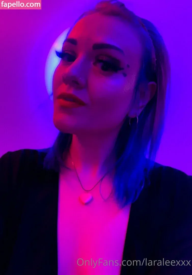 laraleexxx Onlyfans Photo Gallery 