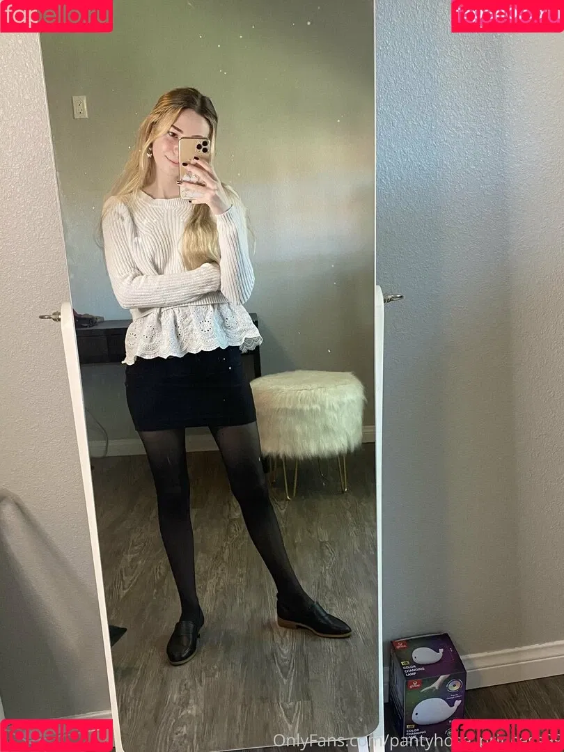 pantyhose_princess99 Onlyfans Photo Gallery 
