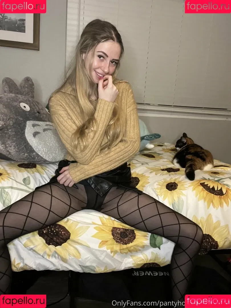 pantyhose_princess99 Onlyfans Photo Gallery 