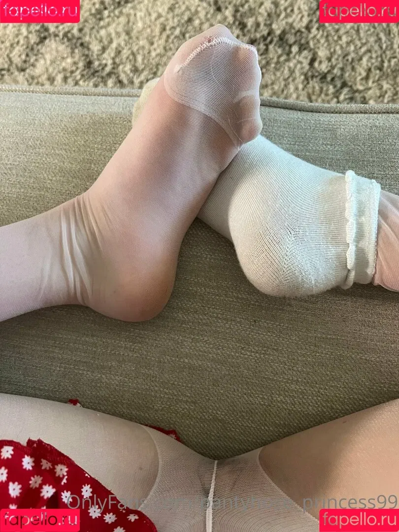 pantyhose_princess99 Onlyfans Photo Gallery 