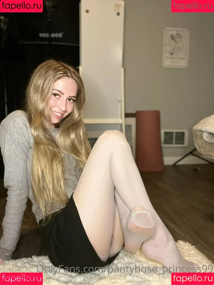 pantyhose_princess99 Onlyfans Photo Gallery 