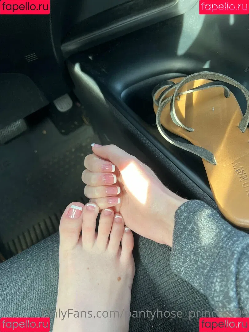 pantyhose_princess99 Onlyfans Photo Gallery 