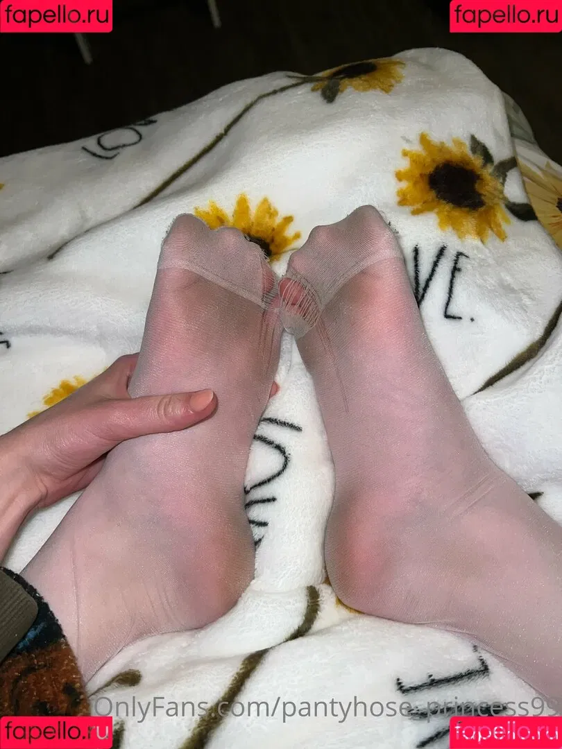 pantyhose_princess99 Onlyfans Photo Gallery 