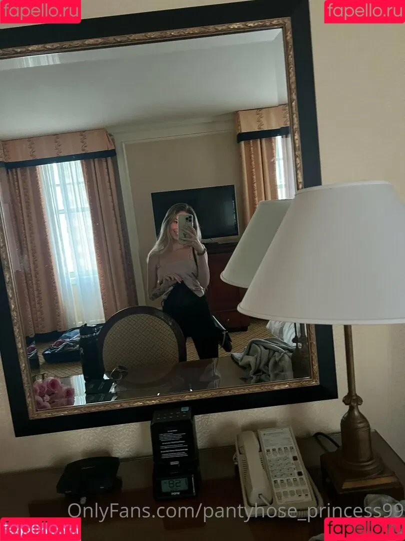 pantyhose_princess99 Onlyfans Photo Gallery 