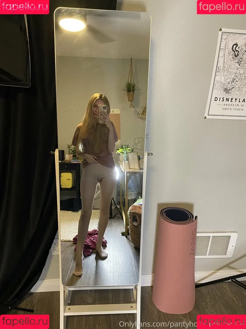 pantyhose_princess99 Onlyfans Photo Gallery 