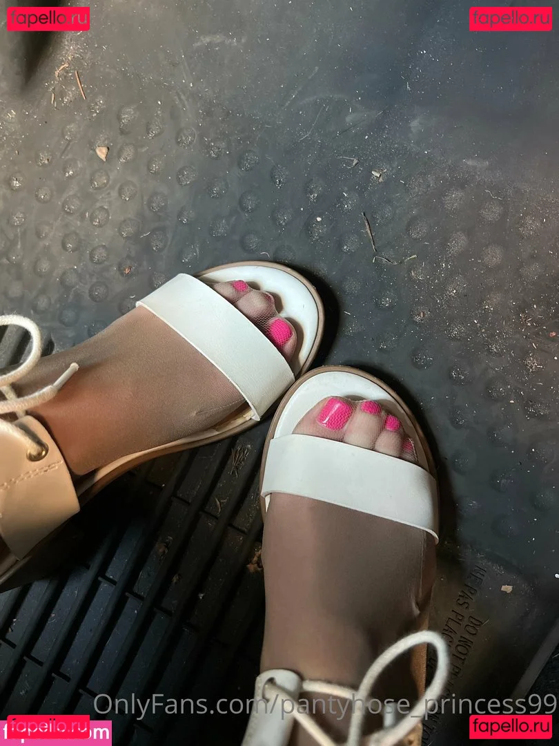 pantyhose_princess99 Onlyfans Photo Gallery 