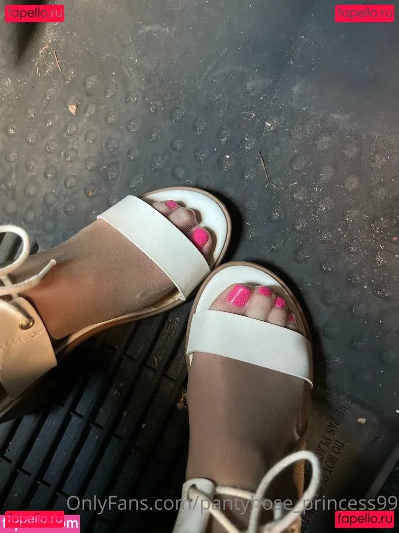 pantyhose_princess99 Onlyfans Photo Gallery 