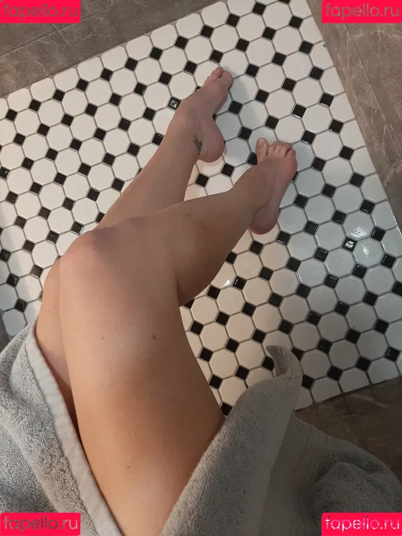 hippiefeet23 Onlyfans Photo Gallery 