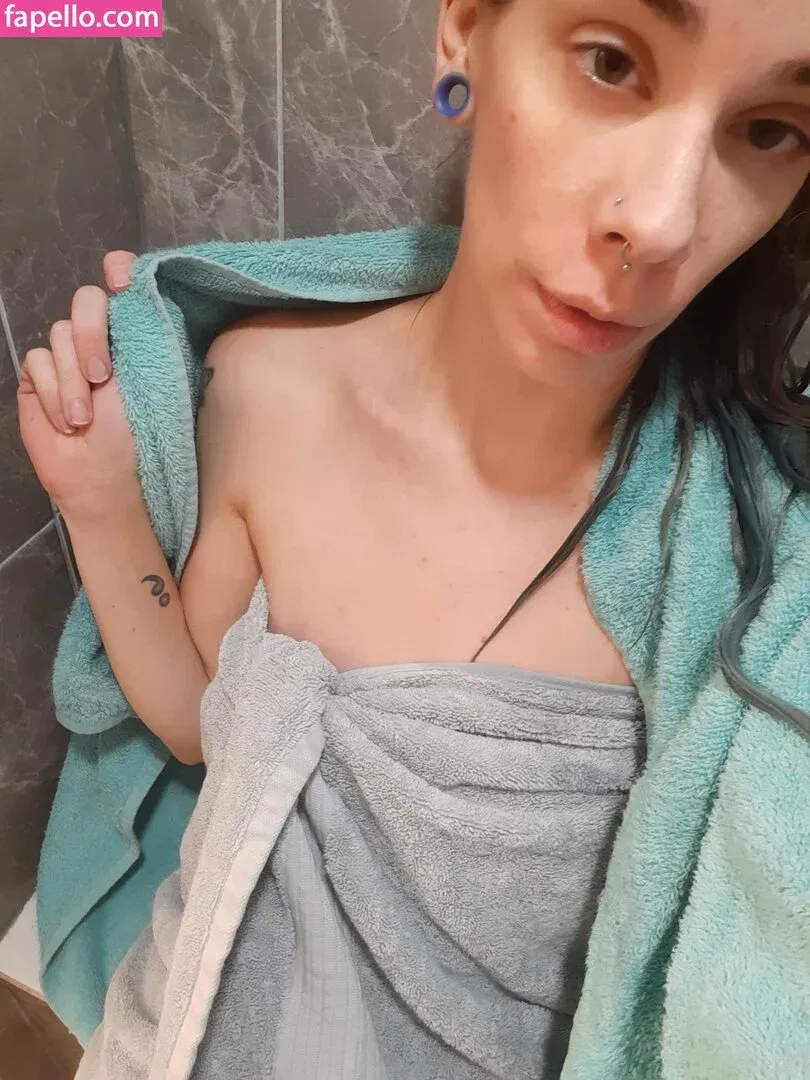 hippiefeet23 Onlyfans Photo Gallery 