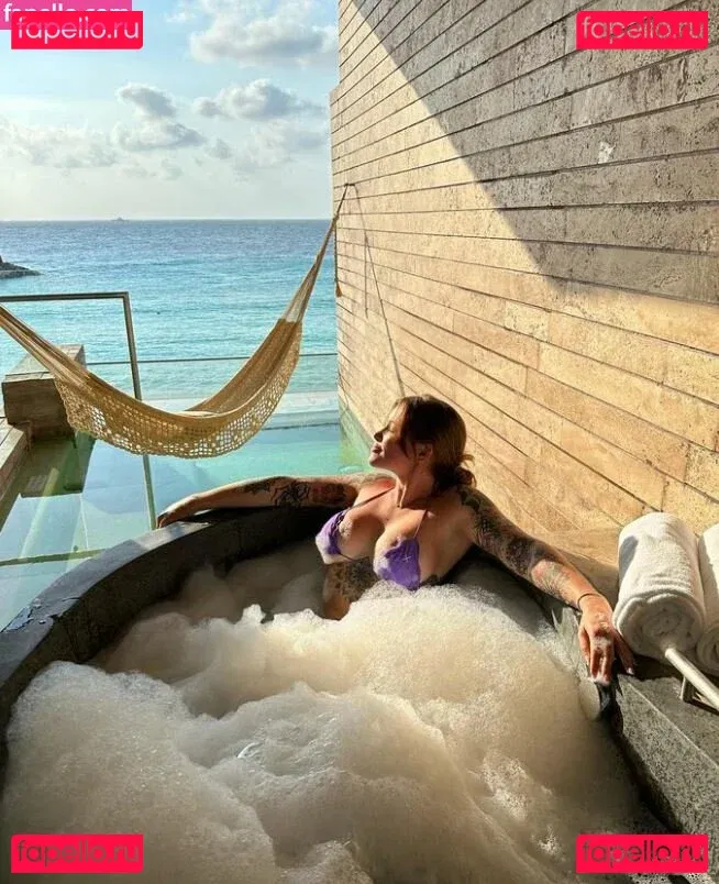 RobbieCal Onlyfans Photo Gallery 