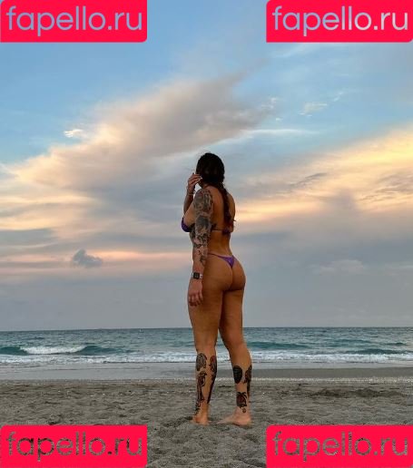 RobbieCal Onlyfans Photo Gallery 