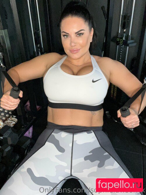 perv-mom Onlyfans Photo Gallery 