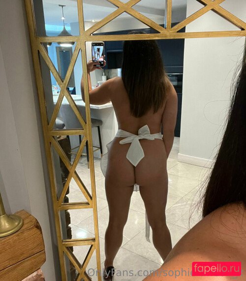 perv-mom Onlyfans Photo Gallery 