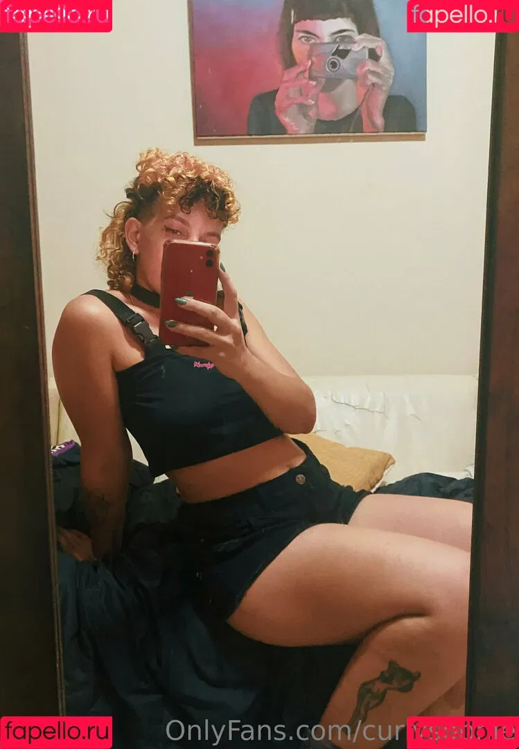 curlysophie Onlyfans Photo Gallery 