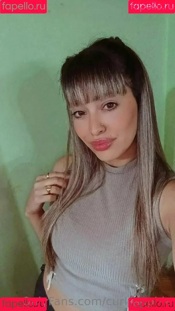 curlysophie Onlyfans Photo Gallery 