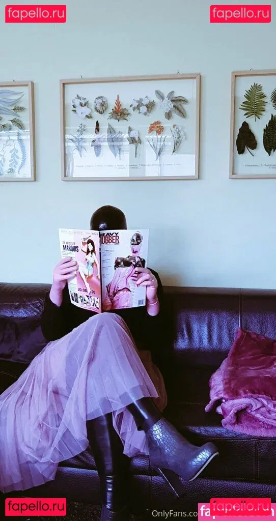 heavyrubberette Onlyfans Photo Gallery 