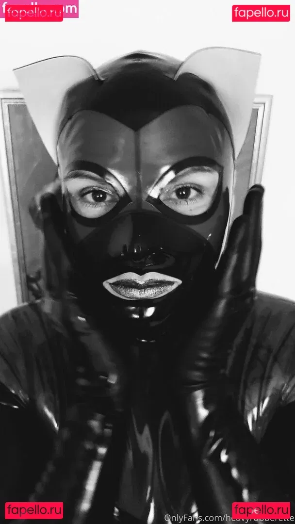 heavyrubberette Onlyfans Photo Gallery 