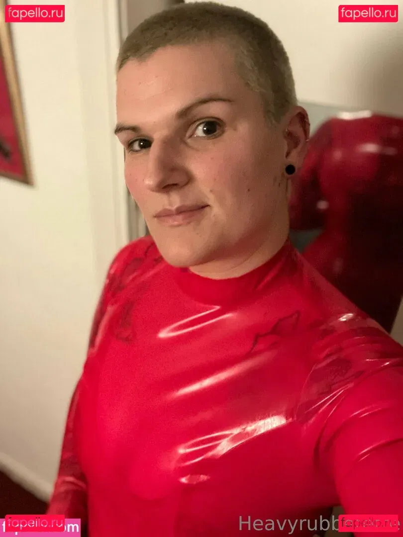 heavyrubberette Onlyfans Photo Gallery 