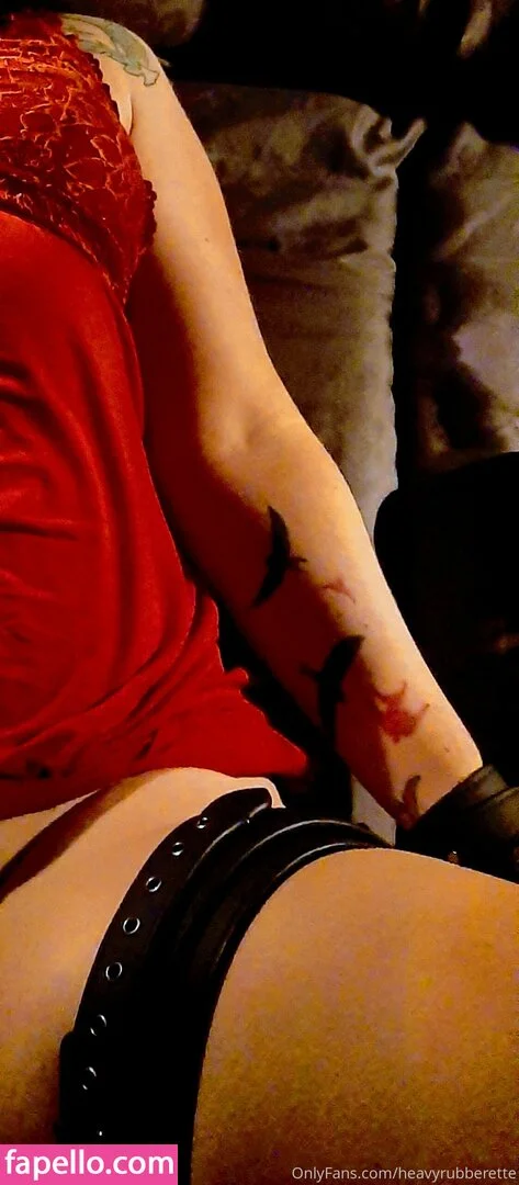 heavyrubberette Onlyfans Photo Gallery 