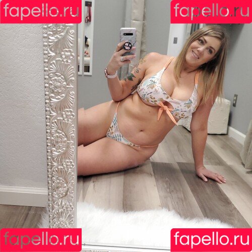 Bikinibee Onlyfans Photo Gallery 