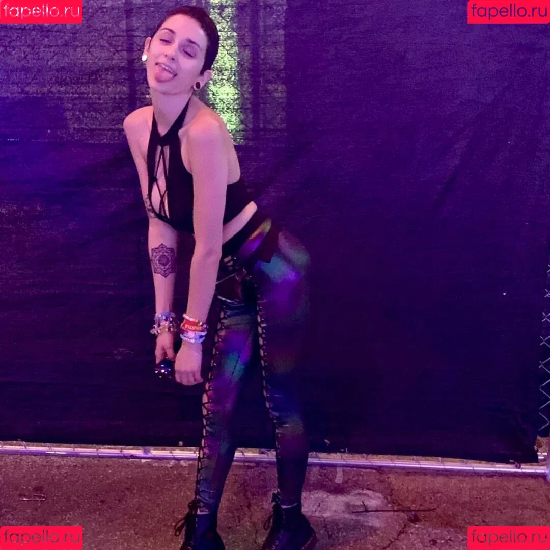 Yana Mori Onlyfans Photo Gallery 
