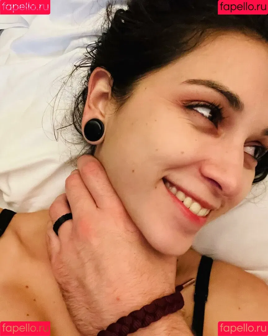 Yana Mori Onlyfans Photo Gallery 