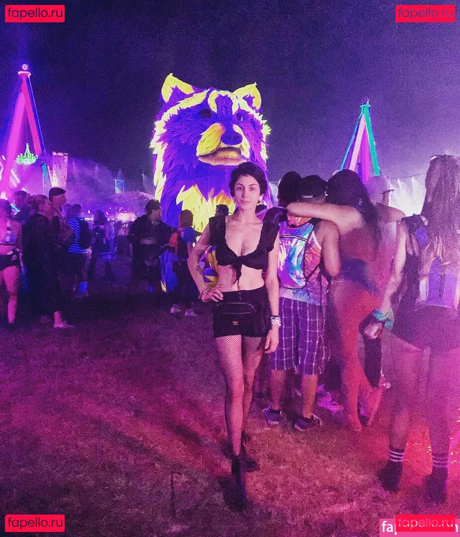 Yana Mori Onlyfans Photo Gallery 