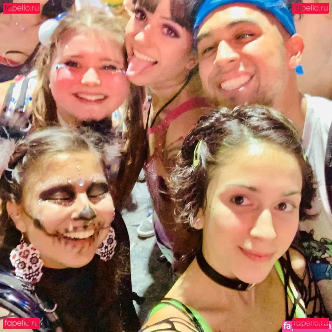 Yana Mori Onlyfans Photo Gallery 