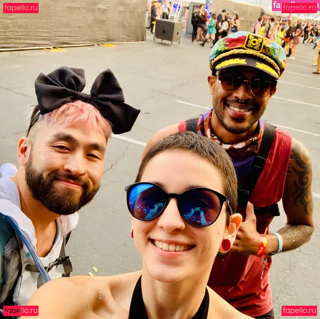 Yana Mori Onlyfans Photo Gallery 