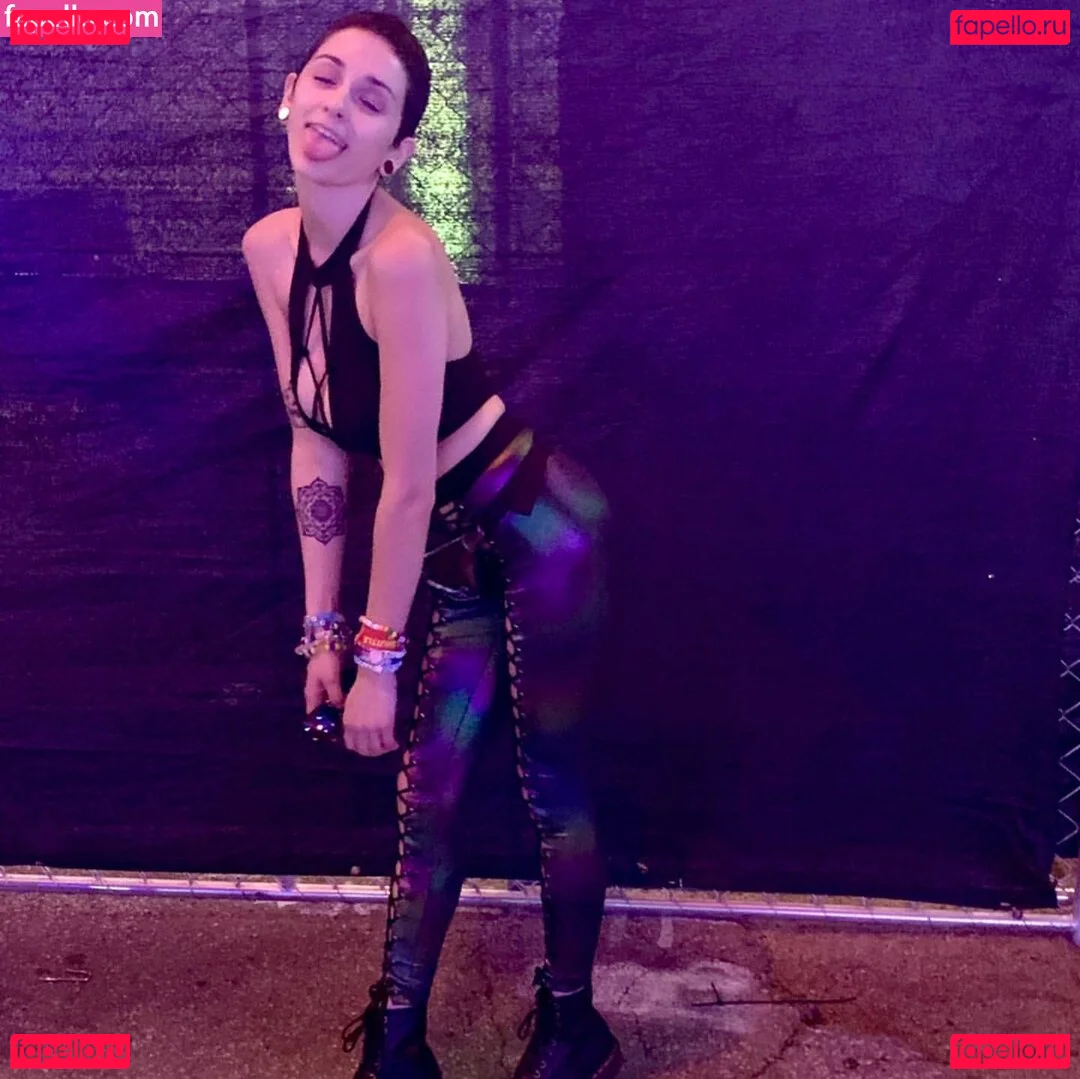 Yana Mori Onlyfans Photo Gallery 