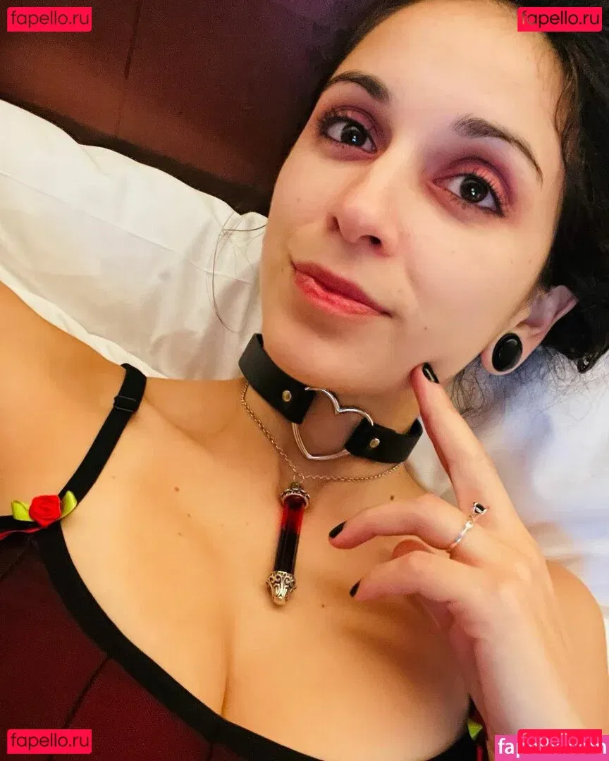 Yana Mori Onlyfans Photo Gallery 