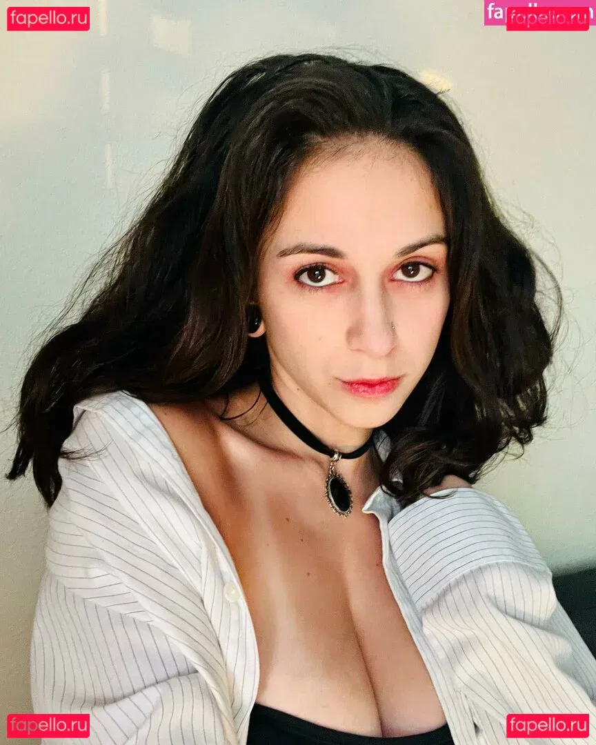 Yana Mori Onlyfans Photo Gallery 