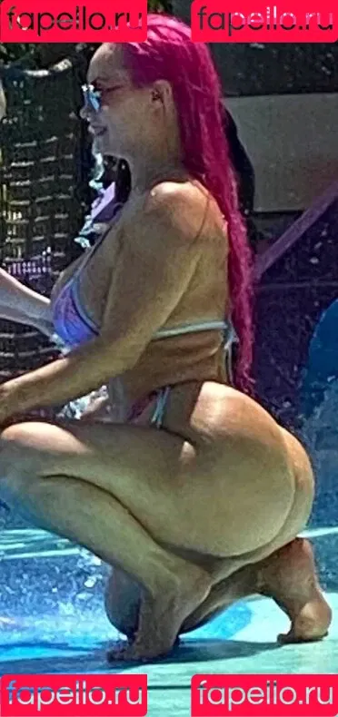 Nicole Coco Austin Onlyfans Photo Gallery 