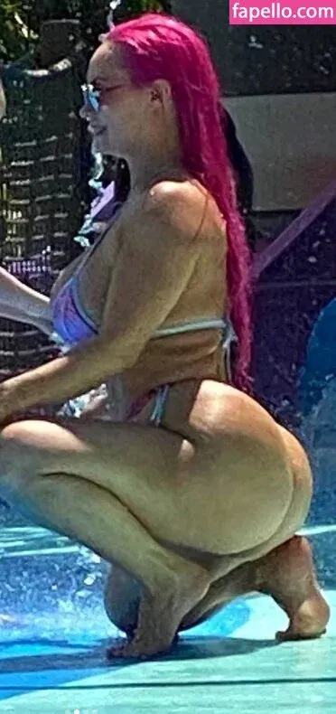 Nicole Coco Austin Onlyfans Photo Gallery 