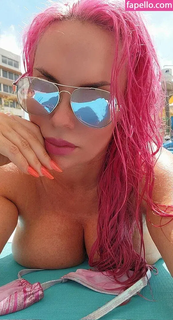 Nicole Coco Austin Onlyfans Photo Gallery 