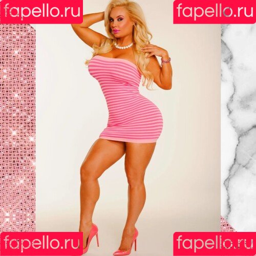 Nicole Coco Austin Onlyfans Photo Gallery 