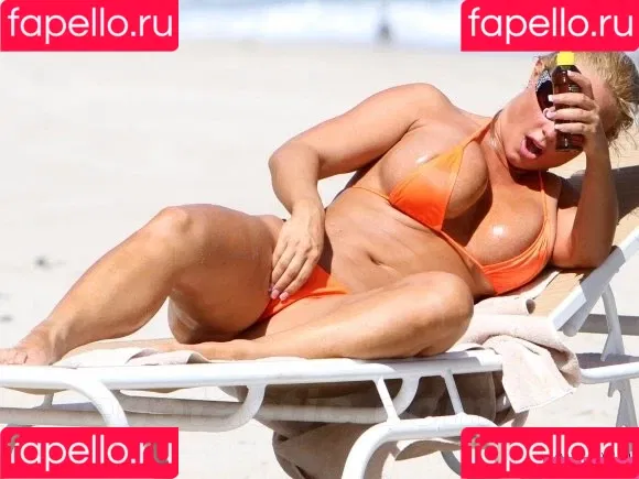 Nicole Coco Austin Onlyfans Photo Gallery 