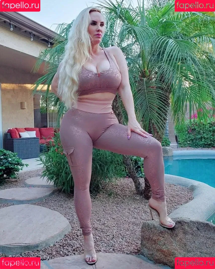 Nicole Coco Austin Onlyfans Photo Gallery 