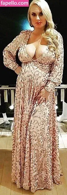 Nicole Coco Austin Onlyfans Photo Gallery 